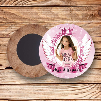 Pink Angel Wings Temalı Resimli Ahşap Daire Magnet