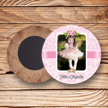 Pembe Bahar Çiçekleri Temalı Resimli Ahşap Daire Magnet