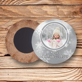 Kartanesi  Temalı Resimli Ahşap Daire Magnet