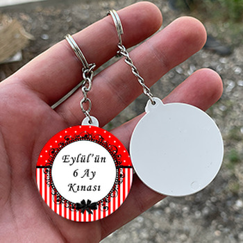 6 Ay Kınası Temalı Daire Plastik Anahtarlık