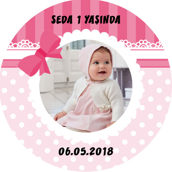 Pembe Fiyonk Temalı Resimli Akrilik Daire Magnet