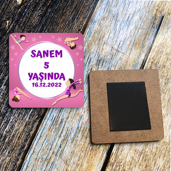 Jimnastik Temalı Ahşap Kare Magnet