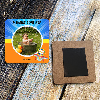 Penguen ile Planör Temalı Ahşap Kare Magnet
