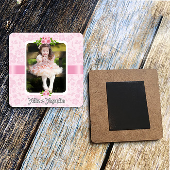 Pembe Bahar Çiçekleri Temalı Ahşap Kare Magnet