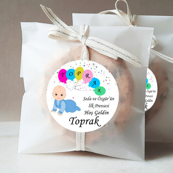 Altı Harfli Balonlu Erkek Bebek Temalı Parti Süs Sticker