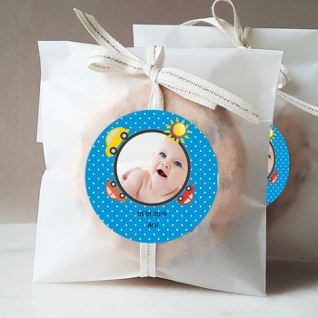 Arabalar Temalı Resimli Sticker