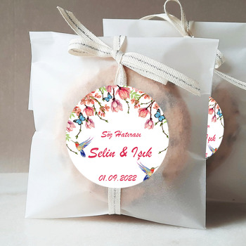 Arı Kuşu ile Çiçekli Dallar Temalı Sticker