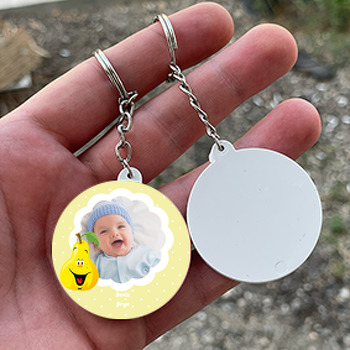 Armut Temalı Resimli Daire Plastik Anahtarlık