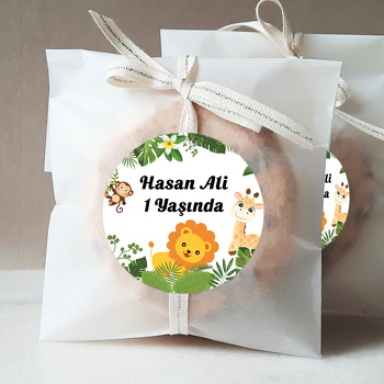 Aslan Zürafa Maymun Ormanda Temalı Sticker