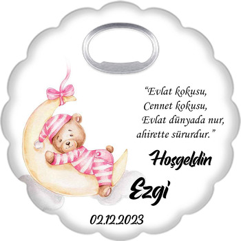 Ayda Uyuyan Pembe Çizgili Pijamalı Ayıcık Temalı Çiçek Şekilli Magnet Açacak