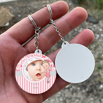 Balerin Temalı Resimli Daire Plastik Anahtarlık