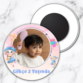 Balonlu Kız Çocuk Temalı Resimli Daire Plastik Magnet