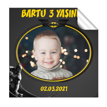 Batman Siyah Fon Temalı Resimli Kare Parti Etiket