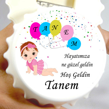 Beş Harfli Balonlu Kız Bebek Temalı Beyaz Kapak Şekilli Magnet Açacak