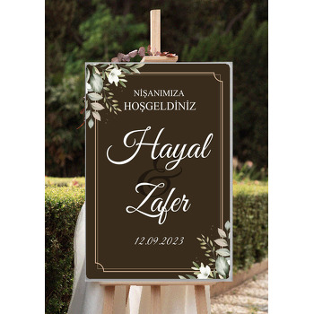 Beyaz Kır Çiçeği ile Koyu Kahve Fon Temalı Söz Nişan Nikah Dekota Karşılama Panosu