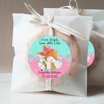 Çiçekli Ceylan Temalı Sticker