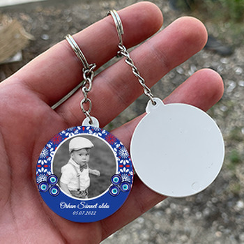 Çiçekli Çini Desen ile Sünnet Temalı Daire Plastik Anahtarlık