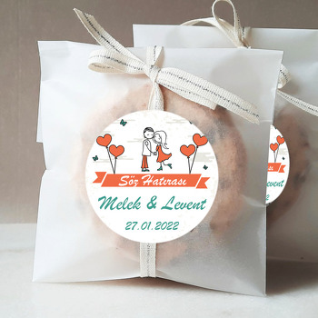 Çizgisel Sevililer ile Kalp Balonlar Temalı Sticker