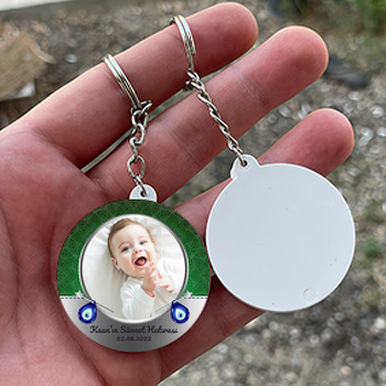 Damla Nazar Boncukları ile Yeşil Desenli Sünnet Hatırası Temalı Daire Plastik Anahtarlık