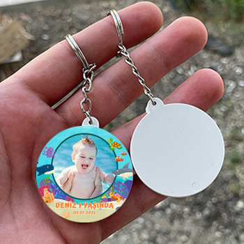 Denizaltında Sevimli Balıklar Temalı Daire Plastik Anahtarlık