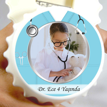 Doktor Uniforma Temalı Resimli Kapak Şekilli Magnet Açacak