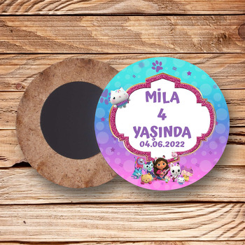 Gabbynin Hayal Evi Temalı Ahşap Daire Magnet