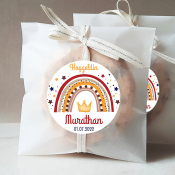 Gökkuşağı ile Taç Temalı Sticker
