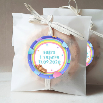 Gökkuşağı Ve Uyuyan Ayıcık Temalı Sticker