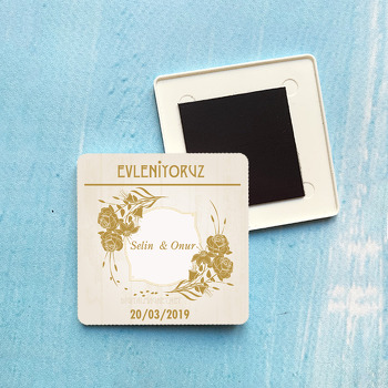 Gold Güller Temalı Kare Plastik Kare Magnet