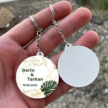 Gold ile Tropikal Yaprak Temalı Daire Plastik Anahtarlık