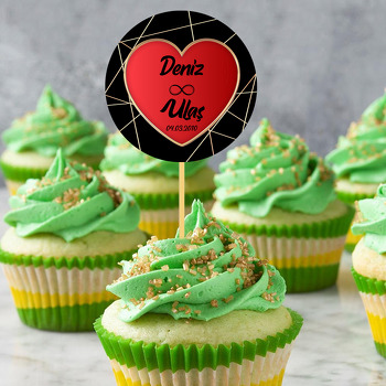 Gold Kalp Çerçeve ile Geometrik Çizgili Siyah Fon Temalı Parti Kürdan Süs