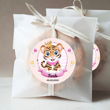 Gold Taçlı Bebek Kaplan ve Pembe Temalı Sticker