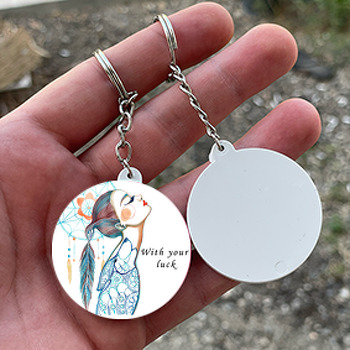 Grafik Temalı Daire Plastik Anahtarlık