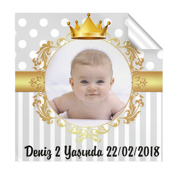 Gri Gold Taç Temalı Kare Etiket