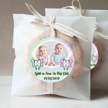 İkizler Temalı Diş Buğdayı Sticker