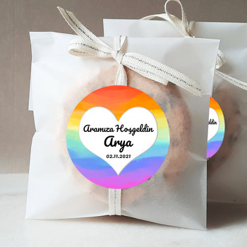 Kalp ile Gökkuşağı Fon Temalı Sticker