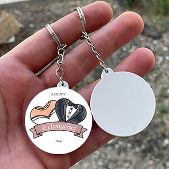 Kalpli Gelin Damat Figür Temalı Söz Nişan Nikah Daire Plastik Anahtarlık