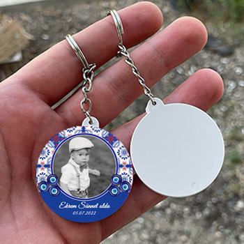 Kırmızı Beyaz Mavi Çini Desen ile Nazarlıklı Sünnet Temalı Daire Plastik Anahtarlık