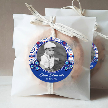 Kırmızı Beyaz Mavi Çini Desen ile Nazarlıklı Sünnet Temalı Sticker