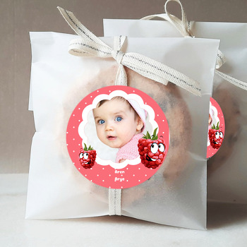 Kırmızı Böğürtlen Temalı Resimli Sticker