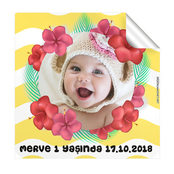 Kırmızı Çiçek Temalı Doğum Günü  Kare Etiket