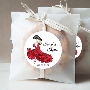 Kırmızı Elbise ve Yelpaze ile Gelin Kınası Temalı Sticker