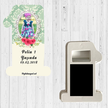 Kırmızı Gül  Doğum Günü Magnet Açacak