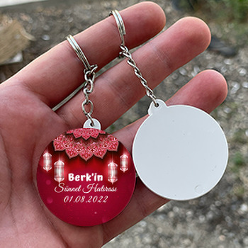 Kırmızı Kandil Işıkları ve Mandala ile Sünnet Temalı Daire Plastik Anahtarlık