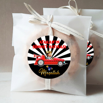 Kırmızı Puantiye Arabalı Sünnet Çocuğu Temalı Sticker