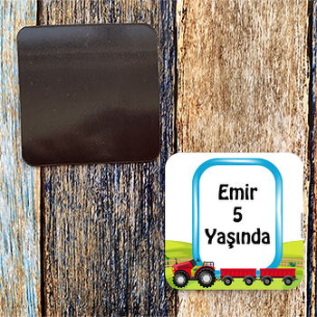 Kırmızı Traktör Temalı Magnet