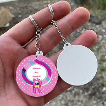 Kişiye Özel R Harfi Temalı Daire Plastik Anahtarlık