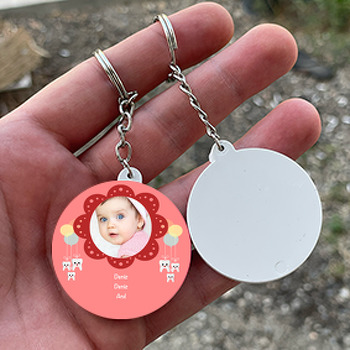 Kız Bebek İçin Kırmızı Çerçeve Temalı Diş Daire Plastik Anahtarlık