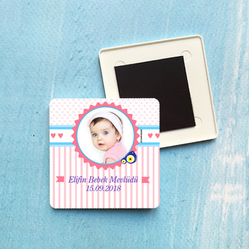  Kız Bebek Mevlüdü Temalı Plastik Kare Magneti