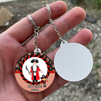 Korsan 2 Temalı Resimli Daire Plastik Anahtarlık